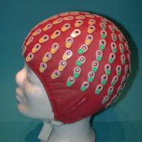 bonnet eeg sur la tête